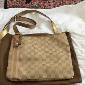 Gucci crossbody 😊